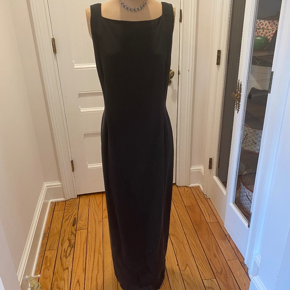 Dana Buchman Dresses & Skirts - Dana Buchman Silk Gown - Size‎ 14